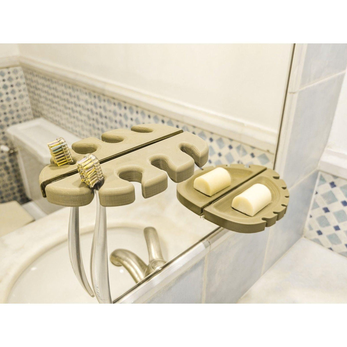 Creassera Mirror Leaf Bathroom Accessories Set | Soap Dispenser | Soap Dish | Toothbrush Holder | ANY COLOR! - LV3DPrinting