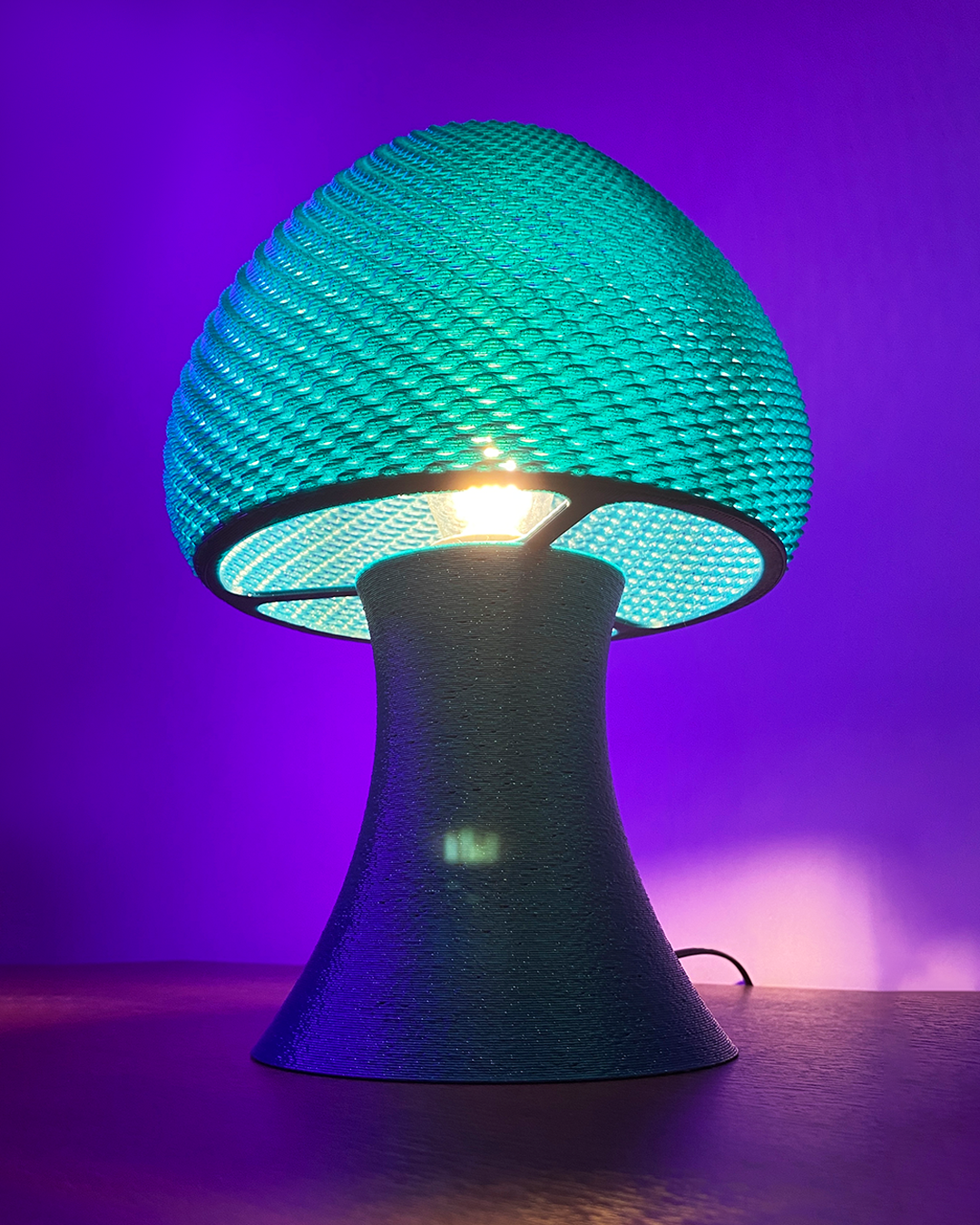 Lunfardo Valentin Table Lamp | Home Decor | Gift Idea | Geometric - LV3DPrinting