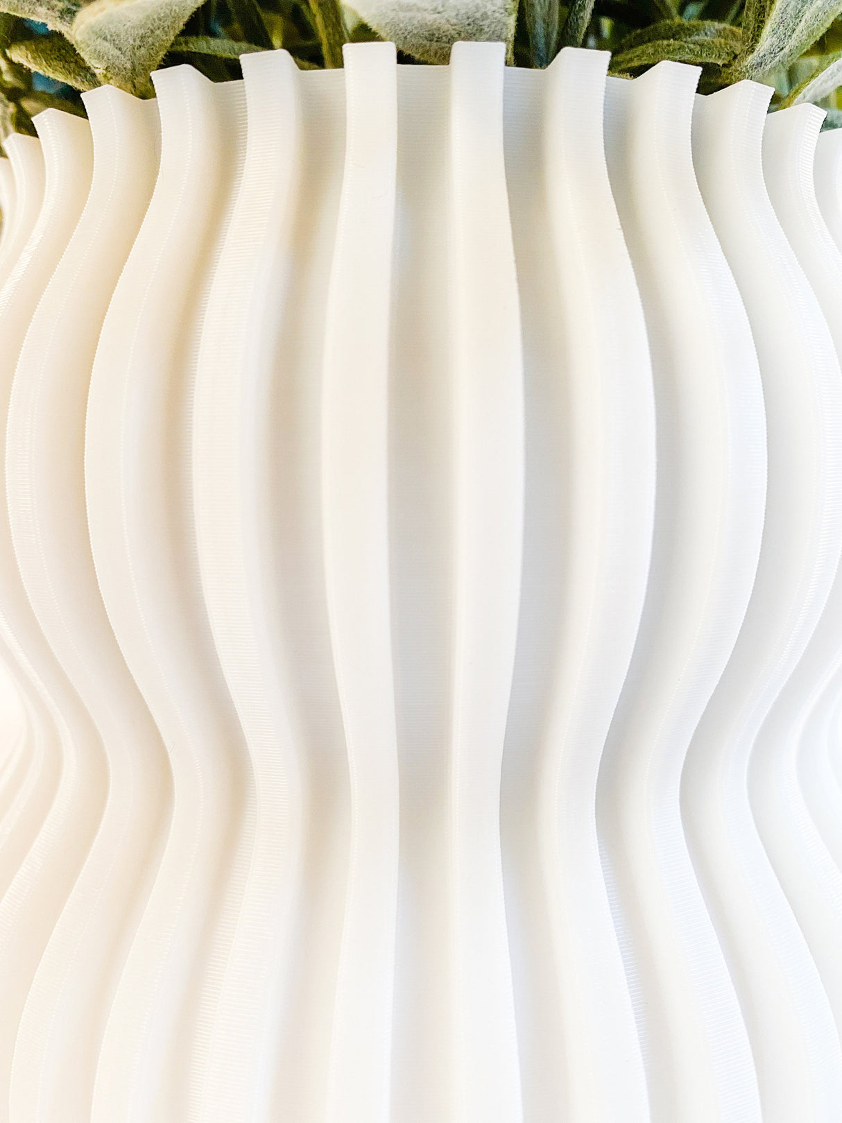 Kowafat Wobble Vase – Modern Sculptural Decor for Weddings, Dining Table, Living Room & Bedroom | Minimalist Art Vase - LV3DPrinting