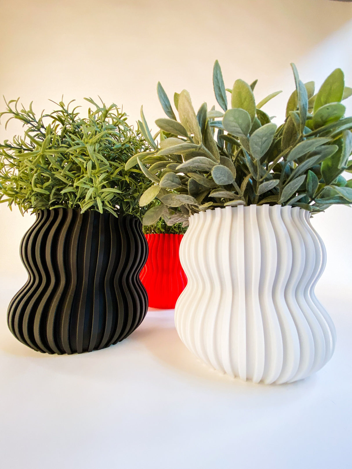 Kowafat Wobble Vase – Modern Sculptural Decor for Weddings, Dining Table, Living Room & Bedroom | Minimalist Art Vase - LV3DPrinting