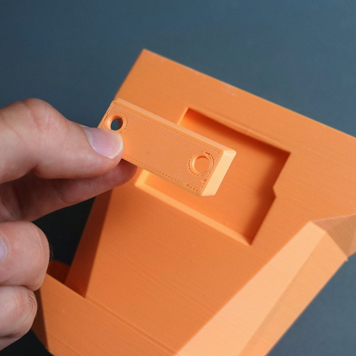 Gazzaladra Planter Glitch Modern Indoor & Outdoor Wall Planter, Wall Hanging Plant, Wall Decor, Home Decor - LV3DPrinting