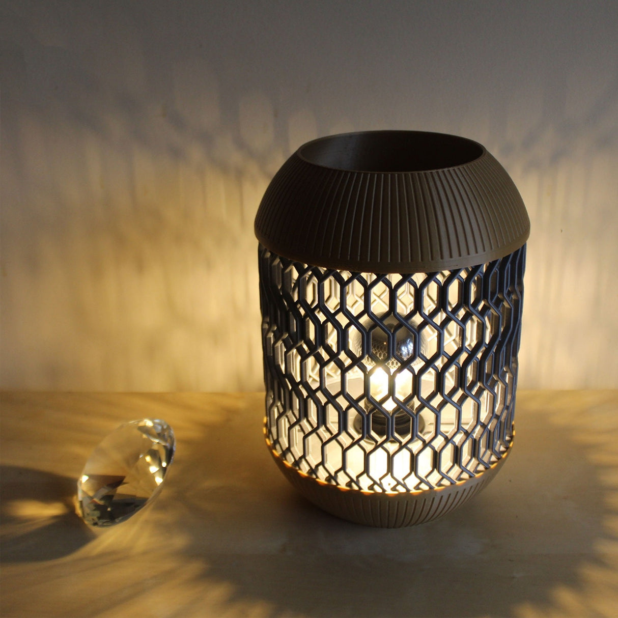 3DPPA Links Capsule Desk Lamp | Personalized Gifts | Keepsakes | Home Decor | Birthday Gifts | Multiple Colors | Customizable - LV3DPrinting