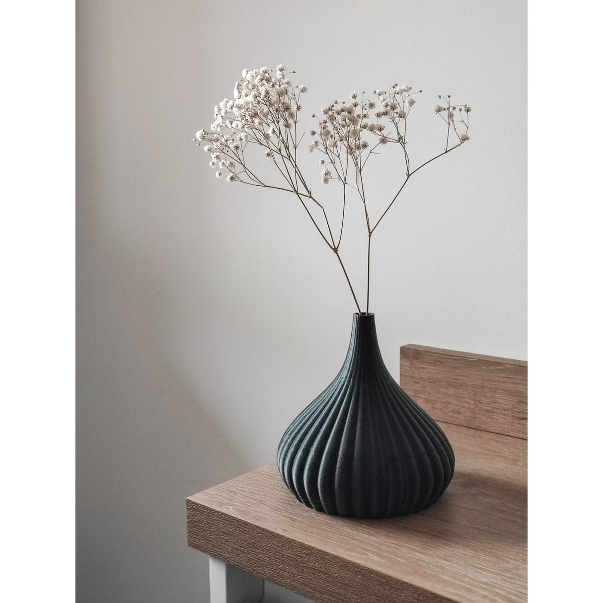 Creaserra Ajo Negro Vase for Weddings, Dinner Table, Party, Living Room, Bedroom | Any Size & Color!!! - LV3DPrinting