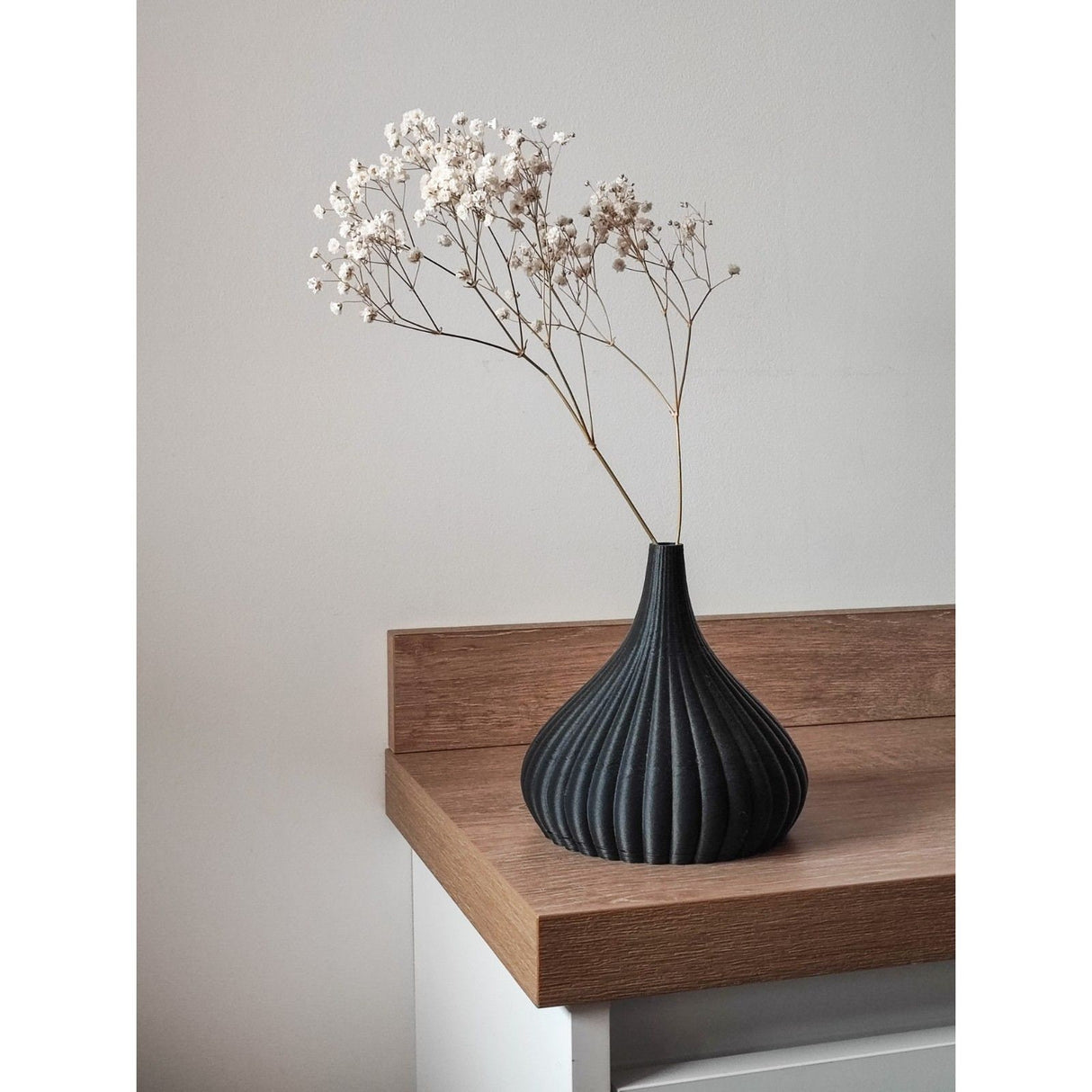 Creaserra Ajo Negro Vase for Weddings, Dinner Table, Party, Living Room, Bedroom | Any Size & Color!!! - LV3DPrinting
