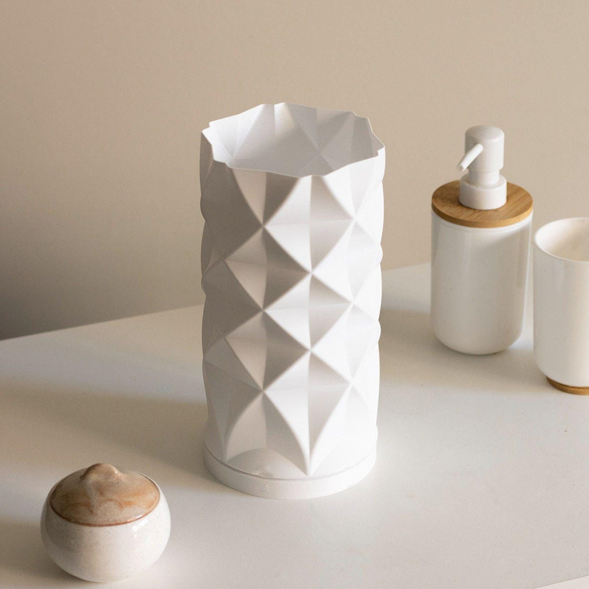 Kraken.stl Diamonds Table Lamp | Home Decor | Birthday Gifts | Multiple Colors | Customizable - LV3DPrinting