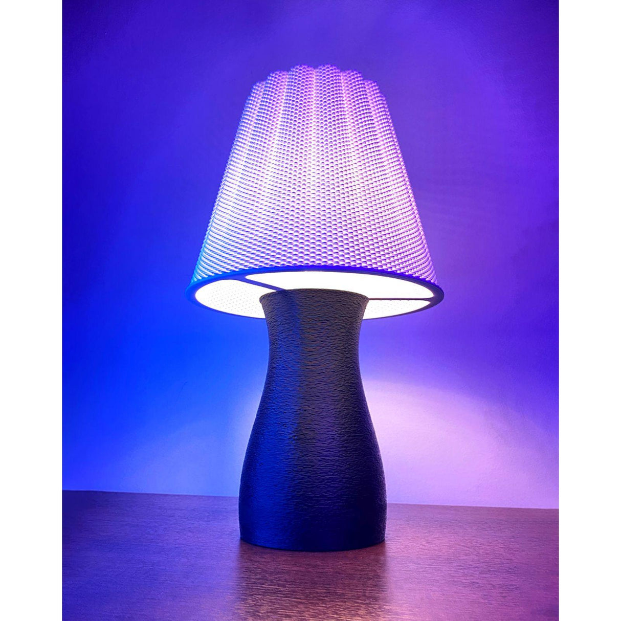 Lunfardo Carmen Table Lamp | Home Decor | Gift Idea | Geometric - LV3DPrinting
