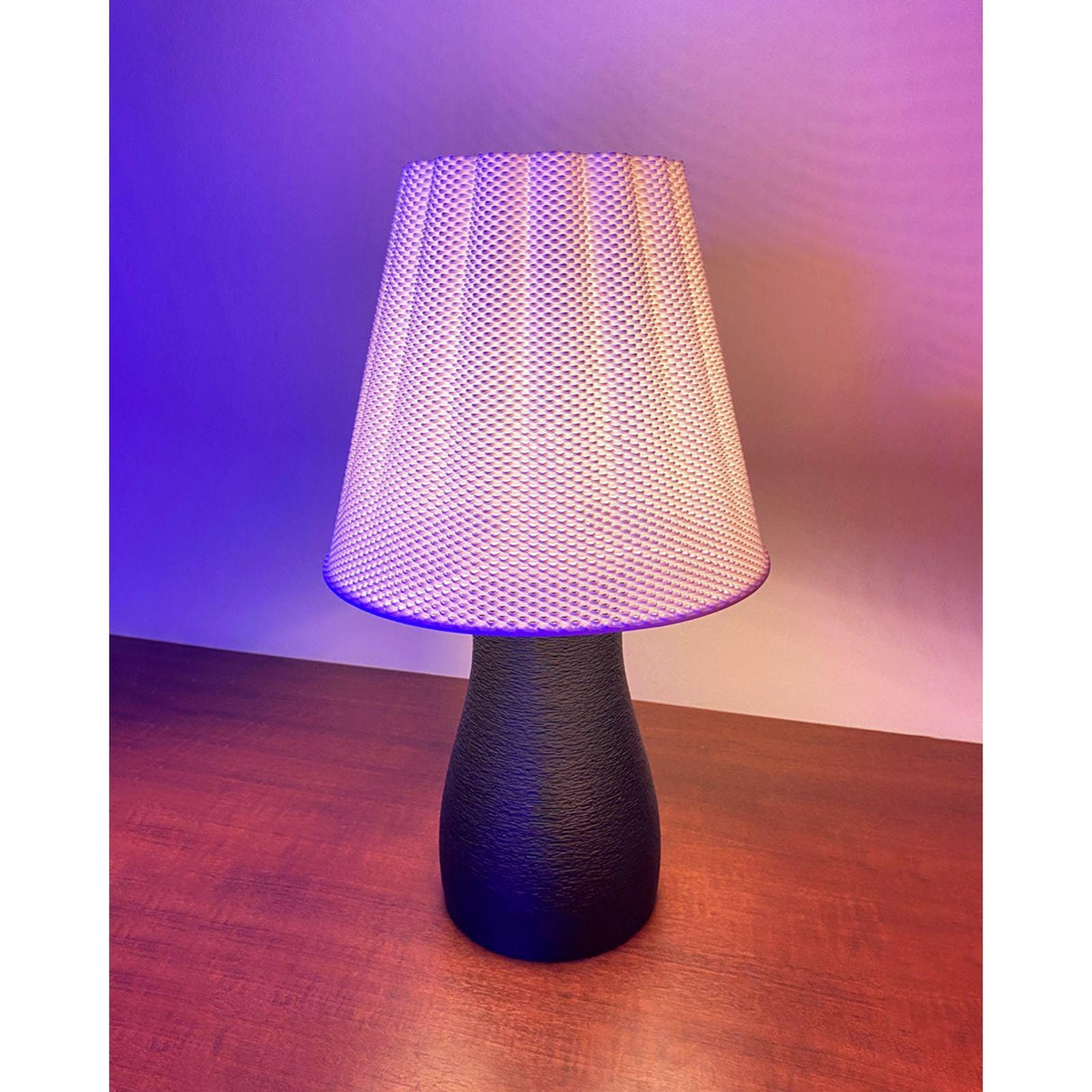 Lunfardo Carmen Table Lamp | Home Decor | Gift Idea | Geometric - LV3DPrinting