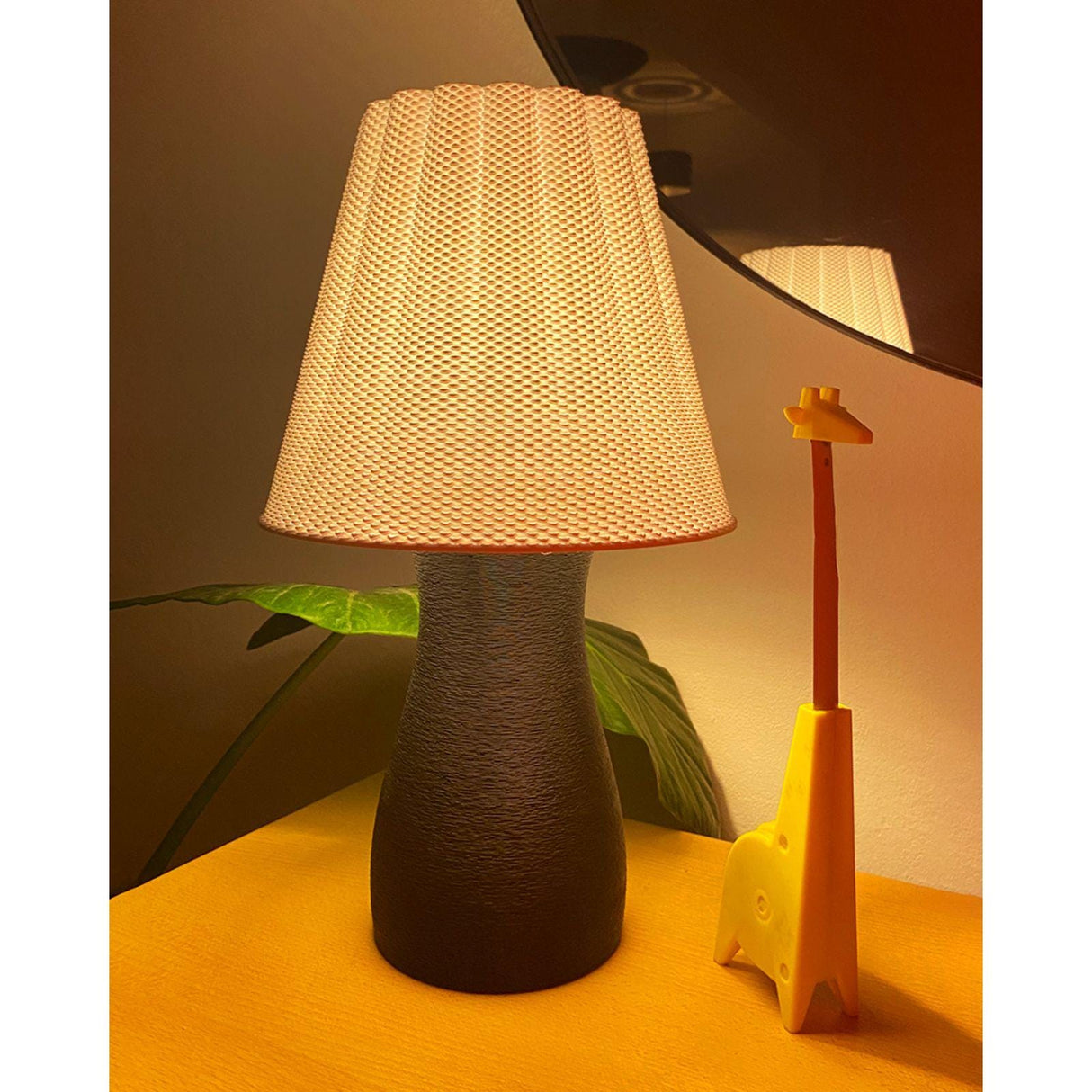 Lunfardo Carmen Table Lamp | Home Decor | Gift Idea | Geometric - LV3DPrinting