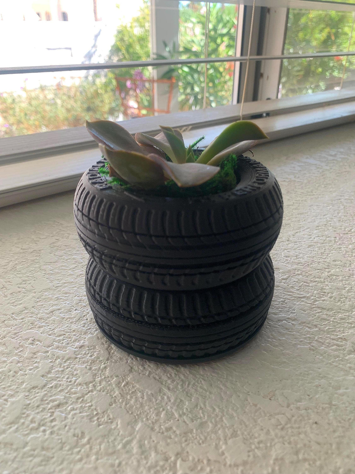 3D Shook Tyre Planter for Dinner Table, Party, Living Room, Bedroom - LV3DPrinting