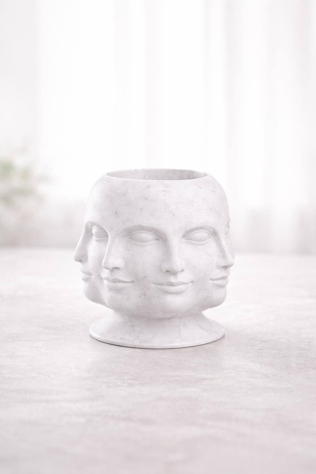 3D Shook ICCU Face Vase, Sculptural Head Vase, Modern Artistic Home Decor - LV3DPrinting
