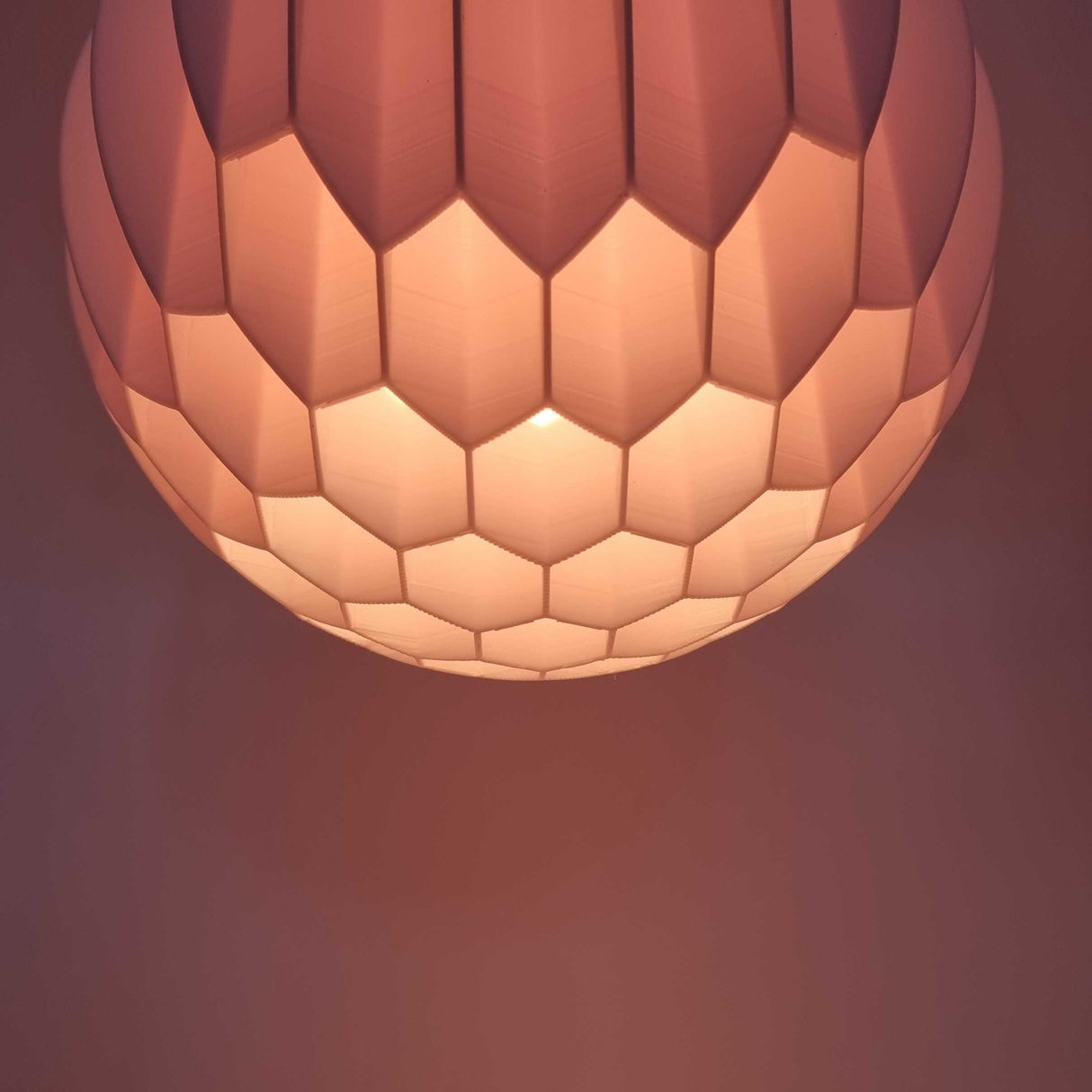 3DPPA Spherical Mesh Lamp Shade | Geometric Hexagon Pendant Light | Hypnotic Gradient Lighting | Modern 3D Printed Home Decor - LV3DPrinting