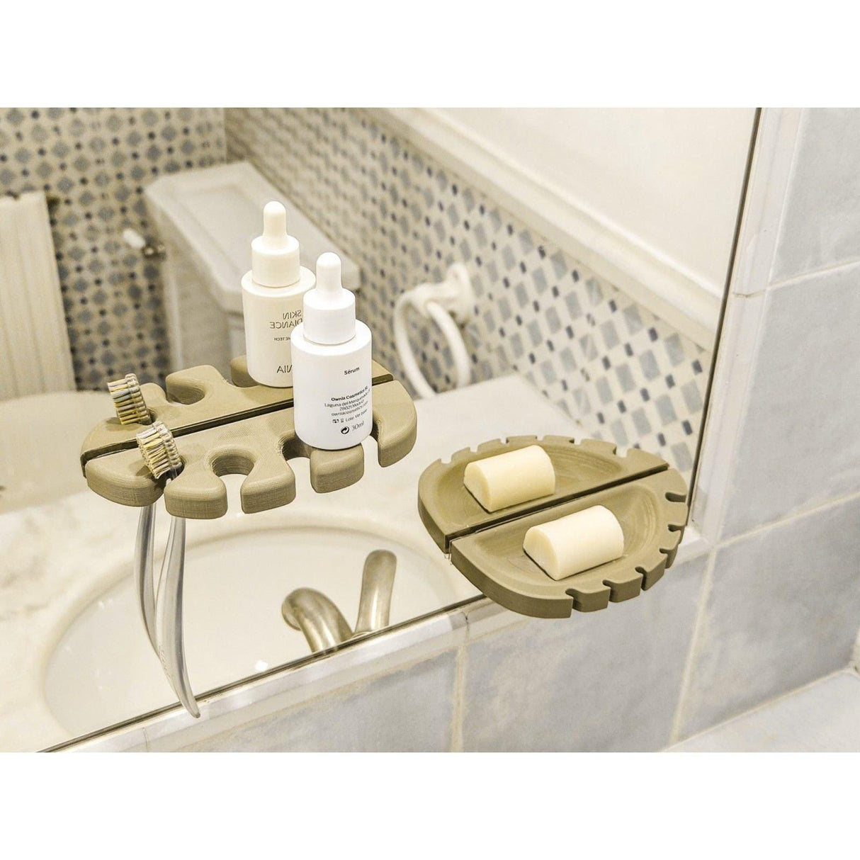 Creassera Mirror Leaf Bathroom Accessories Set | Soap Dispenser | Soap Dish | Toothbrush Holder | ANY COLOR!