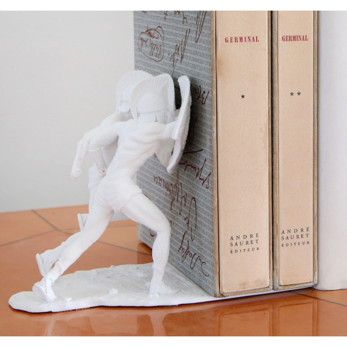 3D Shook The Spartans Bookend | Home - Office | Housewarming Gift | Customizable Colors- 3D Printed - LV3DPrinting
