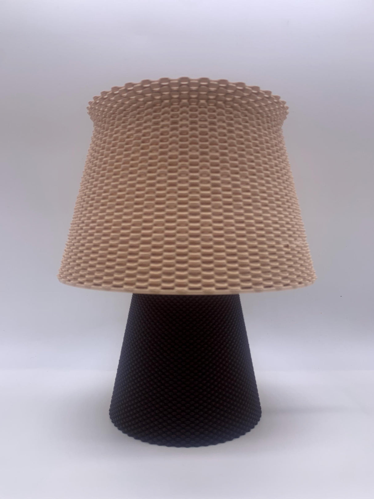 Lunfardo Bruno Table Lamp | Home Decor | Gift Idea | Geometric - LV3DPrinting