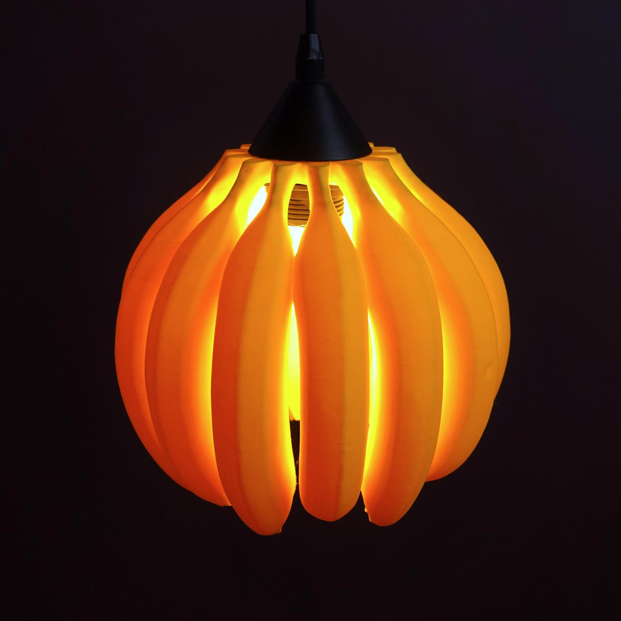 Gazzaladra Banana Lamp | Home Decor | Gift Idea | Geometric | Pendant Lighting | Table Lamp - LV3DPrinting