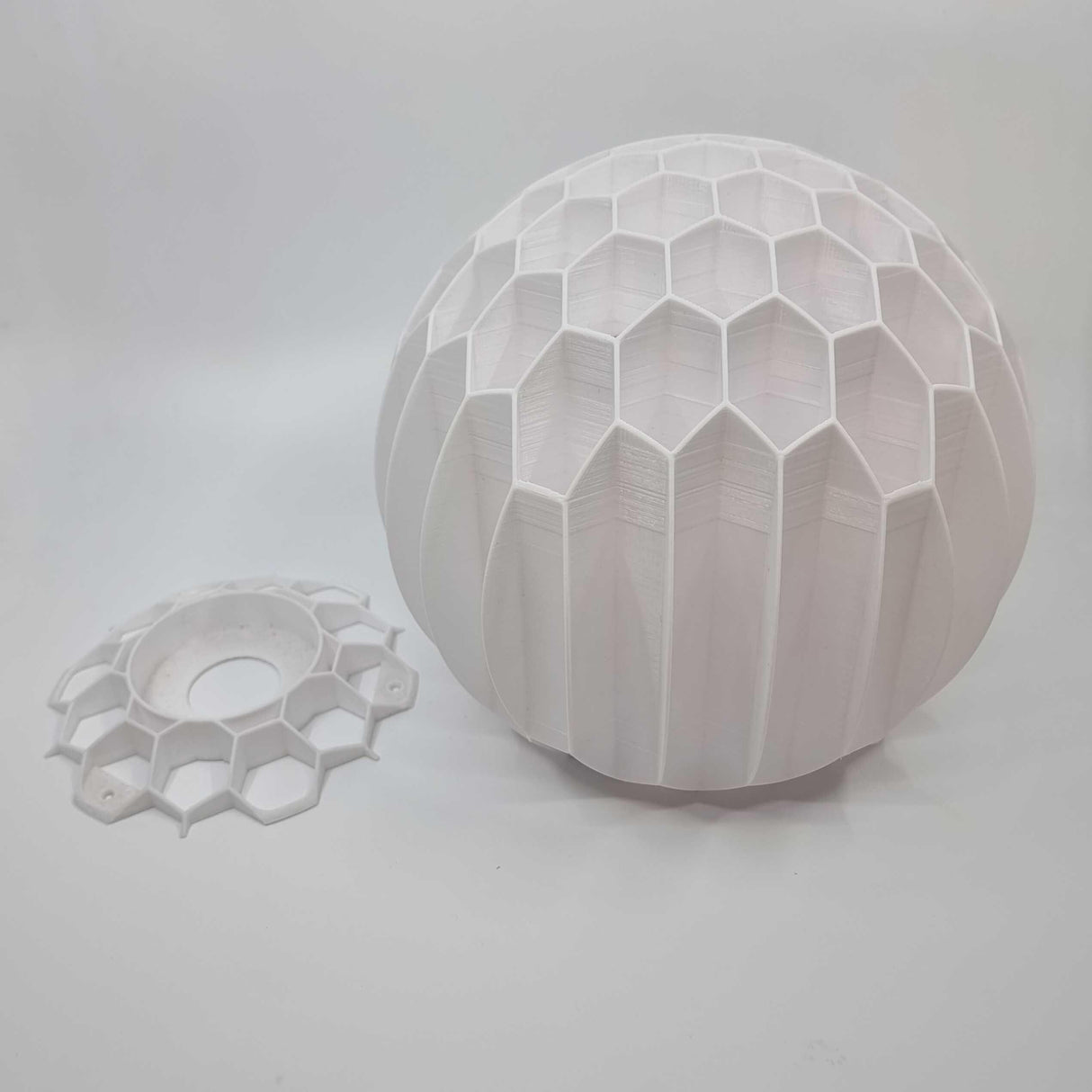 3DPPA Spherical Mesh Lamp Shade | Geometric Hexagon Pendant Light | Hypnotic Gradient Lighting | Modern 3D Printed Home Decor - LV3DPrinting